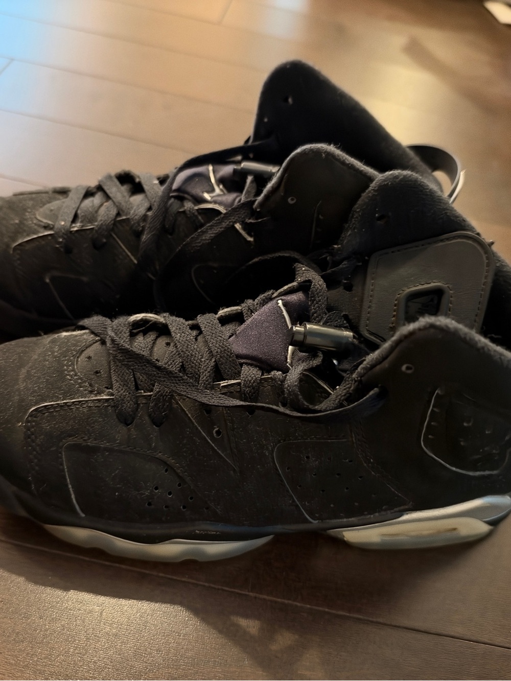 Nike Jordan 6 Retro Chrome Kids Black High-Top Sneakers with Gray Accents